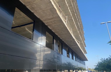 Fachada del Edificio Sinfonía del Canal